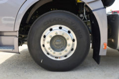 中国重汽 HOWO TH7重卡 430马力 4X2 AMT自动挡危险品牵引车(国六)(ZZ4187V361HF1W)