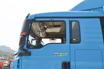 �й����� HOWO TX�ؿ� 25T 6X4����ʽ���綯ǣ����350.07kWhͼƬ