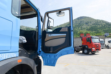 �й����� HOWO TX�ؿ� 25T 6X4����ʽ���綯ǣ����350.07kWhͼƬ