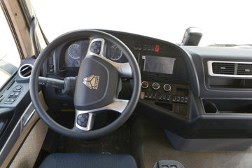 �й����� HOWO TX�ؿ� 25T 6X4����ʽ���綯ǣ����350.07kWhͼƬ