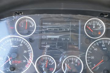 �й����� HOWO TX 250���� 4X2 8.6����ʽ�ػ���(����)(8��)ͼƬ