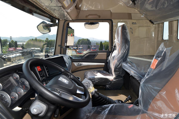 �³����� �Ϻ�HOWO TX7�ػ�������15.5��Ԫ