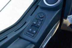 中国重汽 HOWO TX 250马力 4X2 8.6米厢式载货车(国六)(8挡)(ZZ5187XXYK711GF1) 中国重汽 HOWO TX 250马力 4X2 8.6米厢式载货车(国六)(8挡)(ZZ5187XXYK711GF1)