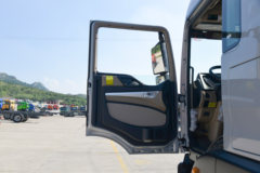 中国重汽 HOWO TX 250马力 4X2 8.6米厢式载货车(国六)(8挡)(ZZ5187XXYK711GF1) 中国重汽 HOWO TX 250马力 4X2 8.6米厢式载货车(国六)(8挡)(ZZ5187XXYK711GF1)