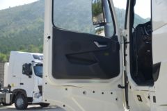 中国重汽 HOWO TH7重卡 460马力 6X4 LNG自动档危险品牵引车(ZZ4257V384HF1LW)