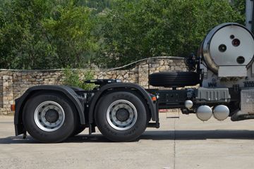 �й����� HOWO TH7�ؿ� 460���� 6X4 LNG�Զ���Σ��Ʒǣ����(ZZ4257V384HF1LW)ͼƬ