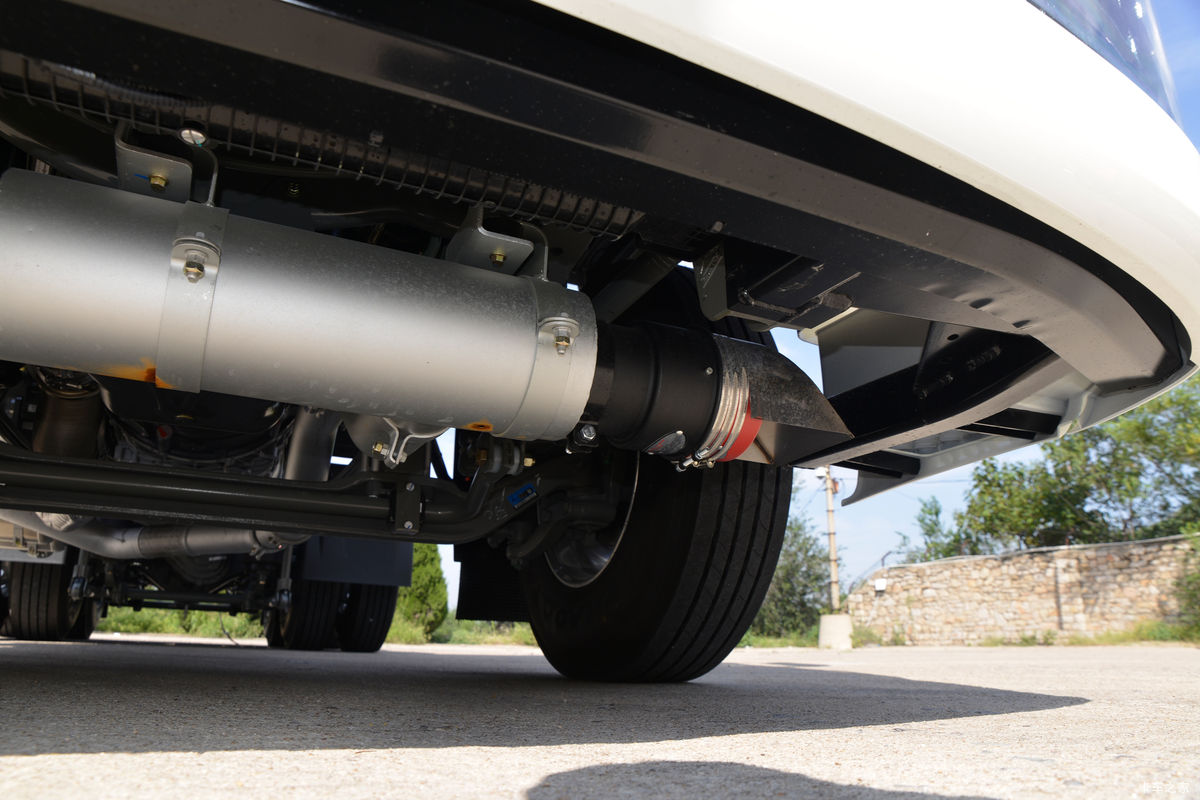�й����� HOWO TH7�ؿ� 460���� 6X4 LNG�Զ���Σ��Ʒǣ��������                                                