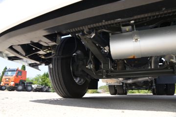 �й����� HOWO TH7�ؿ� 460���� 6X4 LNG�Զ���Σ��Ʒǣ����(ZZ4257V384HF1LW)ͼƬ