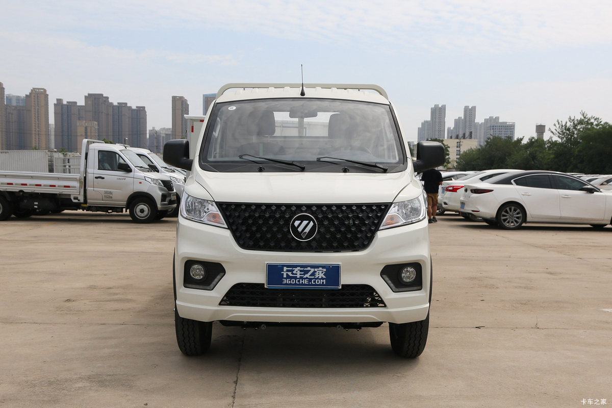 福田 祥菱V3 豪华型 2.0L 122马力 CNG 3.8米单排栏板微卡