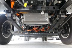 现代商用车 泓图EV 4.5T 4.14米单排纯电动仓栅运输车(CHM5042CCYZDC33BEV)