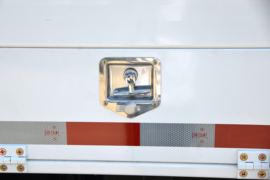 重汽HOWO轻卡底盘&nbsp;清洗车上装图片