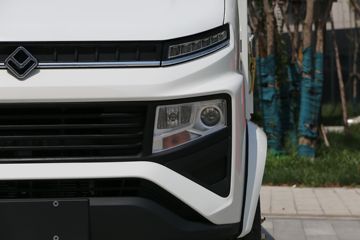 ŷ������ ����F3 1.6L CNG 105���� 3.3�׵�������С��(����)ͼƬ