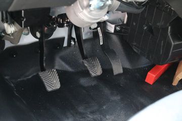 ŷ������ ����F3 1.6L CNG 105���� 3.3�׵�������С��(����)ͼƬ