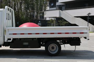 ŷ������ ����F3 1.6L CNG 105���� 3.3�׵�������С��(����)ͼƬ
