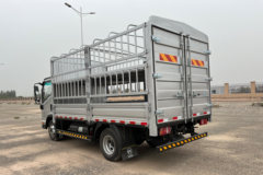 凯马 凯捷M3 2.2L 95马力 CNG 4.16米单排仓栅式轻卡(国六)(KMC5043CCYNG336DP6)