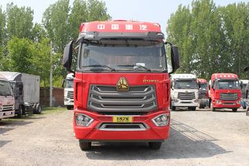 中国重汽 豪沃NX 270马力 4X2 6.75米畜禽运输车(潍柴)(10挡)(ZZ5187CCQK511JF1)