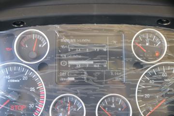 �й����� HOWO TX 350���� 6X2 7.8�ײ�դʽ�ػ���(����)(�ٱ�3.7)ͼƬ