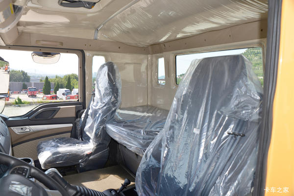 购HOWO TX7载货车 享高达3.58万优惠