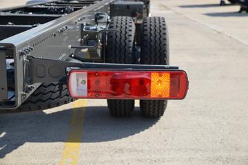 �й����� HOWO TX 350���� 6X2 7.8�ײ�դʽ�ػ���(����)(�ٱ�3.7)ͼƬ