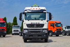 中国重汽 HOWO TX重卡 460马力 6X4 CNG危险品牵引车(ZZ4257V384GF1CW)