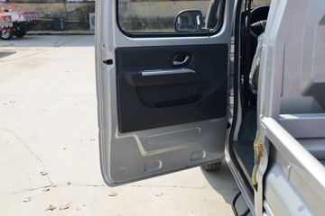 ���� С����W08 1.5L 113���� 2.5��˫������΢��(���յ�)(����)ͼƬ