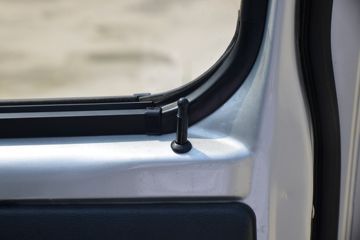 ���� С����W08 1.5L 113���� 2.5��˫������΢��(���յ�)(����)ͼƬ
