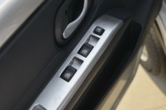 东风 小霸王W08 1.5L 113马力 2.5米双排栏板微卡(带空调)(国六)(EQ1031D60Q3)