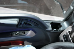 三菱 扶桑FUSO eCANTER 4X2 电动厢式载货车41.3kWh