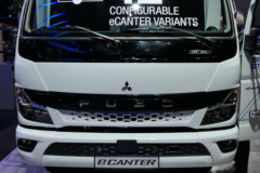 三菱 扶桑FUSO eCANTER 4X2 电动厢式载货车41.3kWh