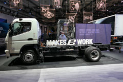 三菱 扶桑FUSO eCANTER 4X2 电动厢式载货车41.3kWh(5.135T)