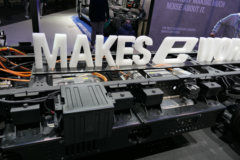 三菱 扶桑FUSO eCANTER 4X2 电动厢式载货车41.3kWh(5.135T)