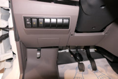 东风股份 EM30 3T 4.865米纯电动厢式运输车41.86kWh 东风股份 EM30 3T 4.865米纯电动厢式运输车41.86kWh