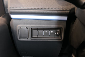 ����ɷ� EV45 4.2�׵��Ŵ��綯��ʽ�Ῠ81.14kWhͼƬ