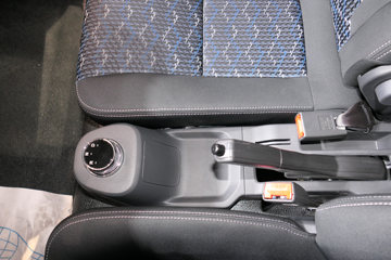 ����ɷ� EV45 4.2�׵��Ŵ��綯��ʽ�Ῠ81.14kWhͼƬ