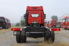 一汽解放 J6L中卡 尊享版 260马力 4X2 6.75米仓栅式载货车(国六)(CA5180CCYP62K1L4E6)