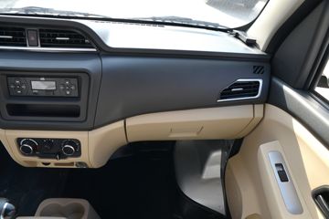 ������Խ��X1 2.84T 3.05�׵��Ŵ��綯����΢��41.86kWhͼƬ