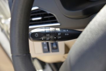 ������Խ��X1 2.84T 3.05�׵��Ŵ��綯����΢��41.86kWhͼƬ