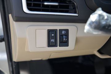 ������Խ��X1 2.84T 3.05�׵��Ŵ��綯����΢��41.86kWhͼƬ