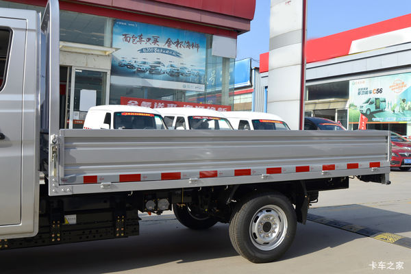 购跨越王X1EV电动载货车 享高达1.2万优惠