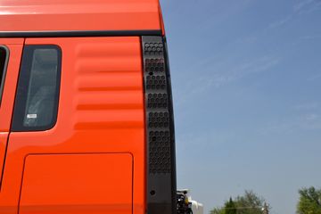 �й����� HOWO TX�ؿ� 400���� 4X2 ǣ����(����)ͼƬ