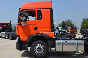 �й����� HOWO TX�ؿ� 400���� 4X2 ǣ����(����)ͼƬ