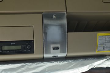 �й����� HOWO TX�ؿ� 400���� 4X2 ǣ����(����)ͼƬ