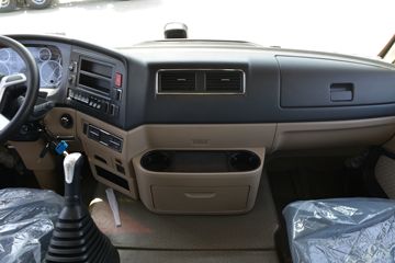 �й����� HOWO TX�ؿ� 400���� 4X2 ǣ����(����)ͼƬ