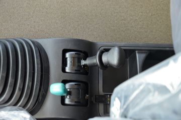 �й����� HOWO TX�ؿ� 400���� 4X2 ǣ����(����)ͼƬ