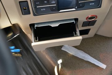 �й����� HOWO TX�ؿ� 400���� 4X2 ǣ����(����)ͼƬ