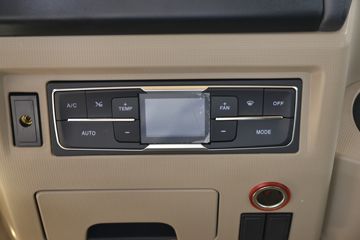 �й����� HOWO TX�ؿ� 400���� 4X2 ǣ����(����)ͼƬ