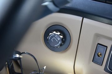 �й����� HOWO TX�ؿ� 400���� 4X2 ǣ����(����)ͼƬ