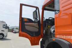 中国重汽 HOWO TX重卡 400马力 4X2 牵引车(国六)