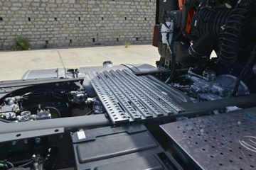 �й����� HOWO TX�ؿ� 400���� 4X2 ǣ����(����)ͼƬ