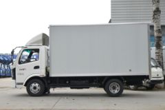 飞碟奥驰 V3系列 150马力 4.15米单排厢式轻卡